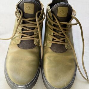 Sperry Men's Olive and Black Chukka Boots